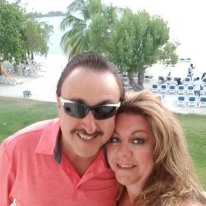 Meet your Posher, Sabrina n ron